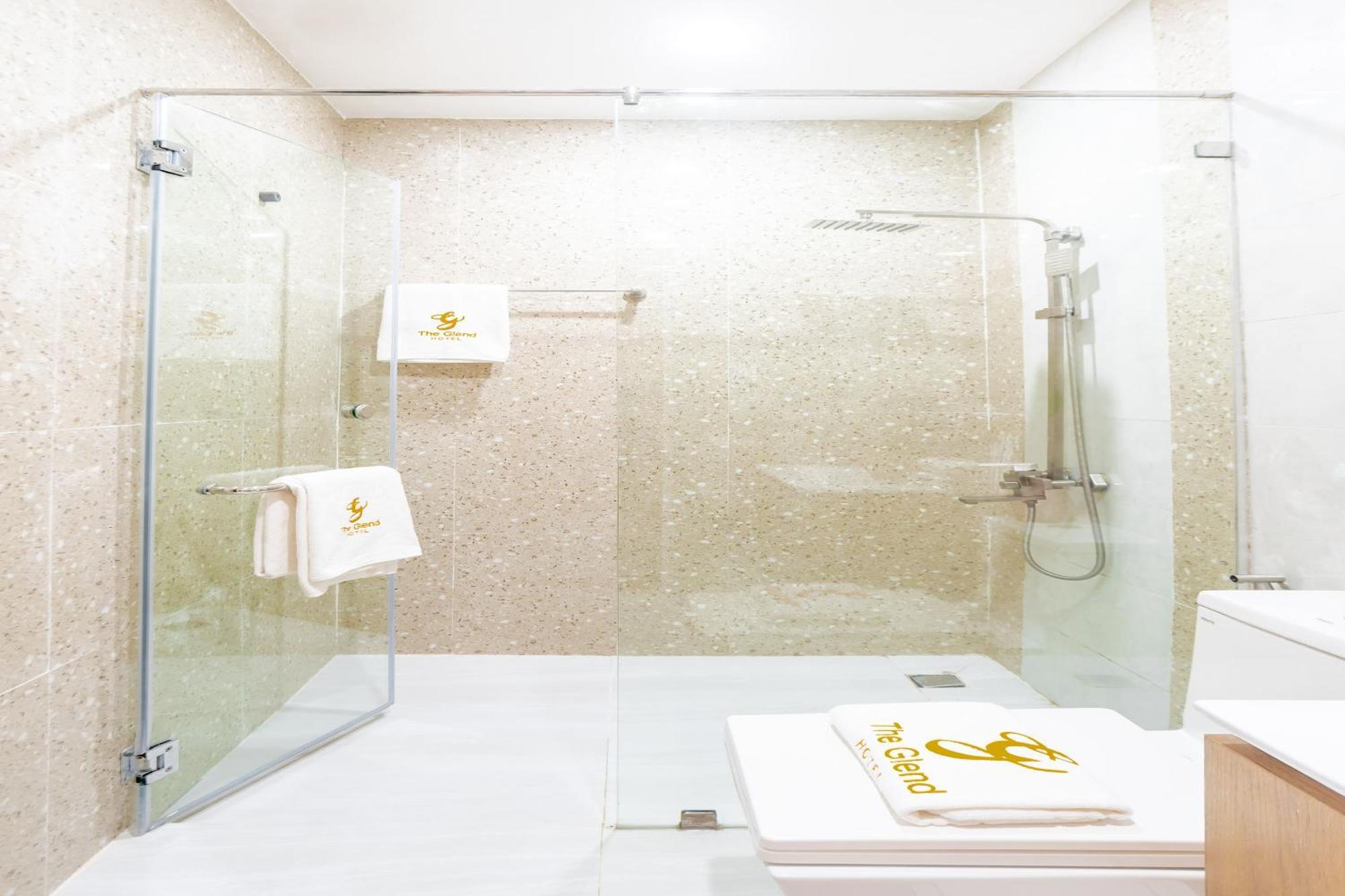 The Glend Hotel Iloilo Passi Екстер'єр фото